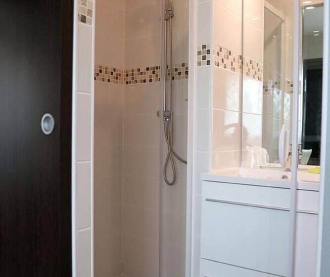 스탠다드 룸, Fasthôtel Le Râle Des Genêts Un Hôtel Fh Collection