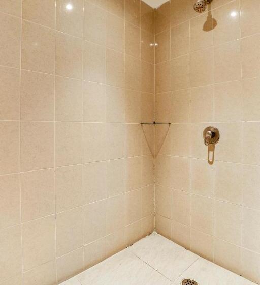 غرفة قياسية, First Inn Hotel & Business