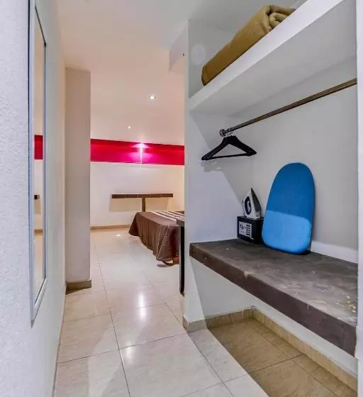 Standard-huone King-vuode, First Inn Hotel & Business