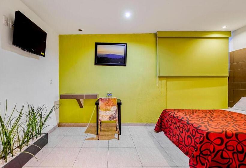 غرفة قياسية ثلاثية, First Inn Hotel & Business