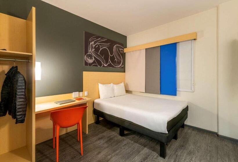 Quarto Estandar, Ibis Queretaro