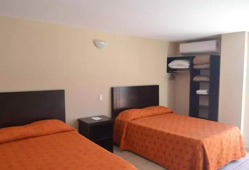 Perhehuone, Los Jitos Hotel & Suites
