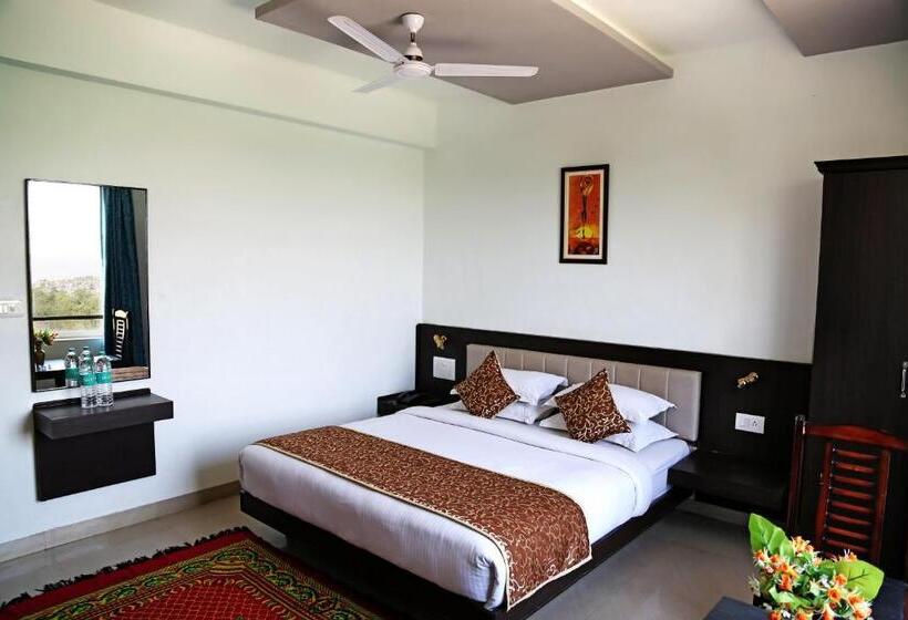 Quarto Deluxe, Narayans Leela Inn