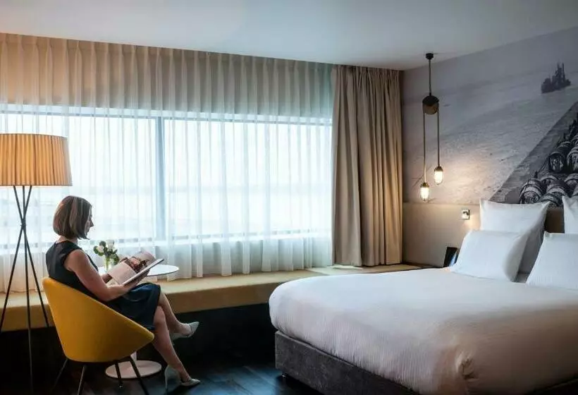 キングサイズベッドのデラックスルーム, Pullman Liverpool