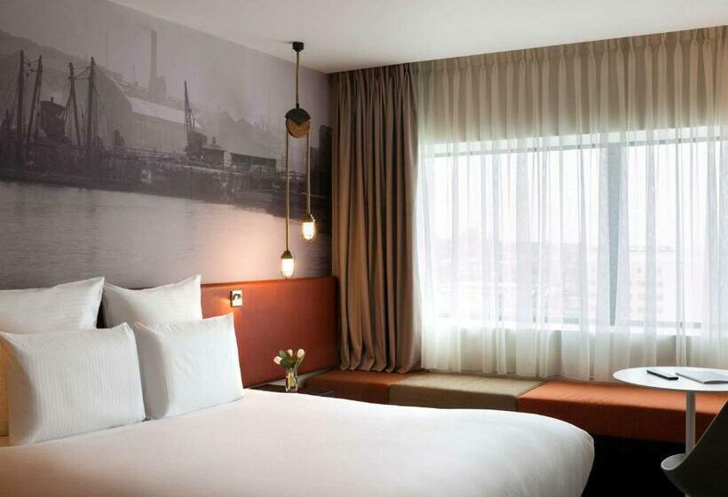 חדר סופריור, Pullman Liverpool