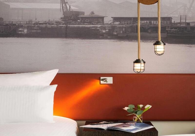 חדר סופריור עם מיטת קינג, Pullman Liverpool