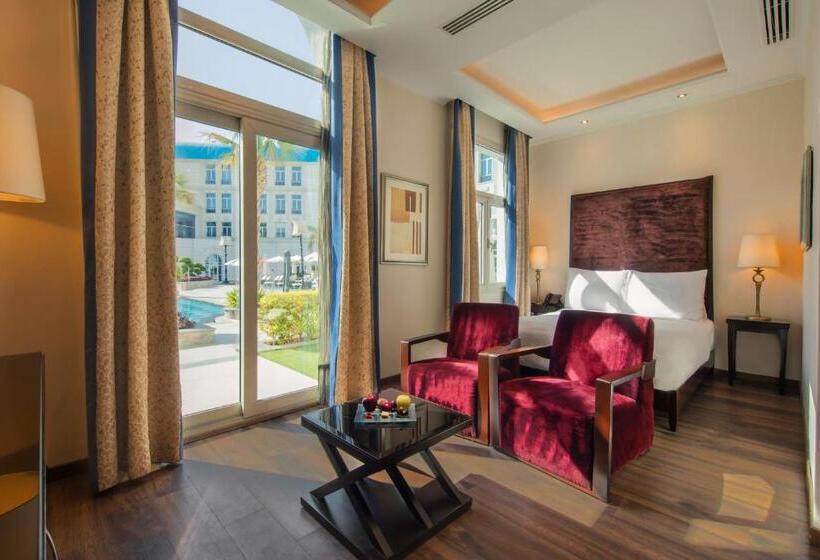 בקתה עם נוף לבריכה, Royal Maxim Palace Kempinski Cairo