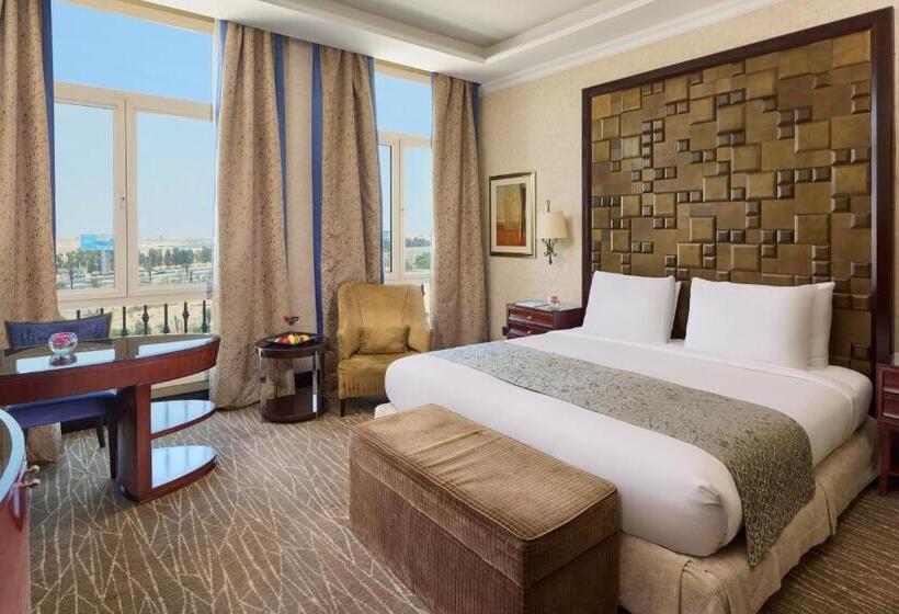חדר מלכותי, Royal Maxim Palace Kempinski Cairo
