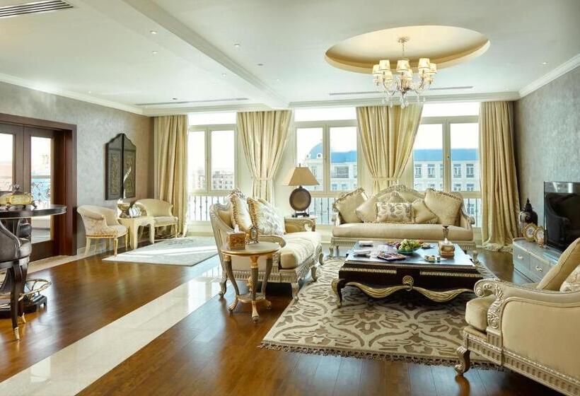 סוויטה מלכותית, Royal Maxim Palace Kempinski Cairo