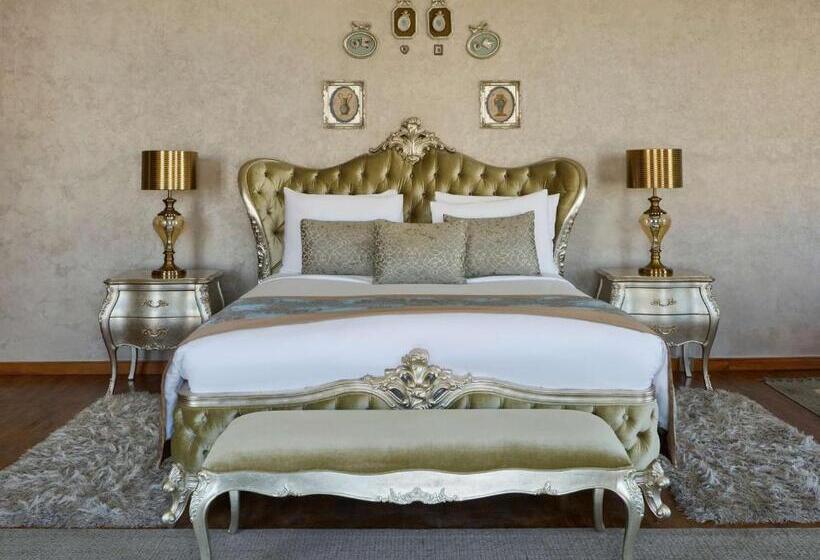 סוויטה מלכותית, Royal Maxim Palace Kempinski Cairo