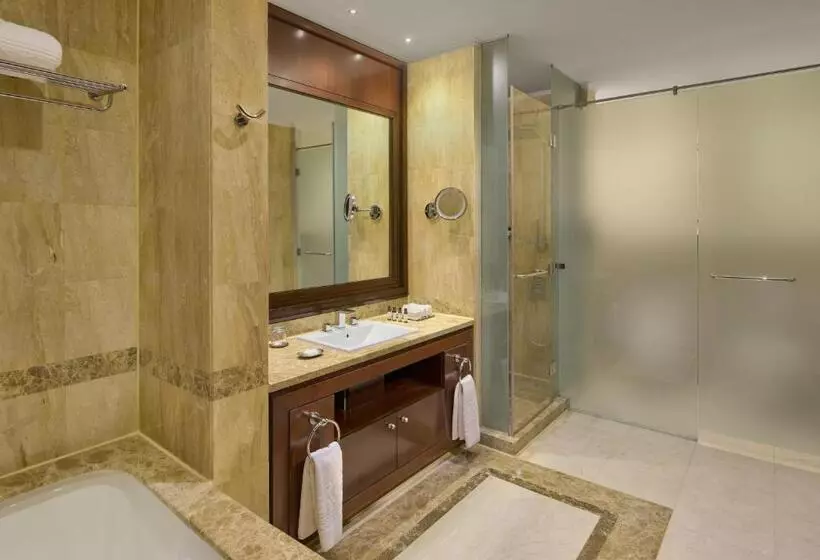 اتاق رویال, Royal Maxim Palace Kempinski Cairo