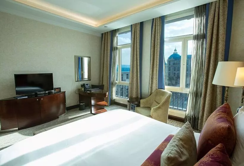 کابین, Royal Maxim Palace Kempinski Cairo