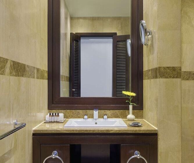 בקתה, Royal Maxim Palace Kempinski Cairo