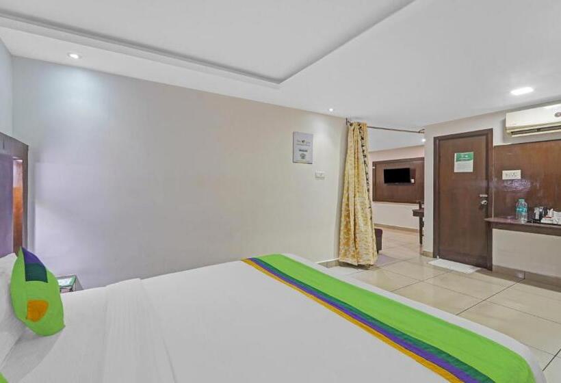 חדר דלוקס, Treebo South Avenue, 700 Mts From Promenade Beach