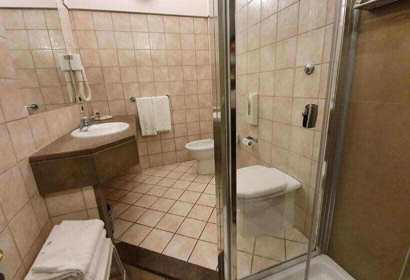 اتاق استاندارد, Le Colline