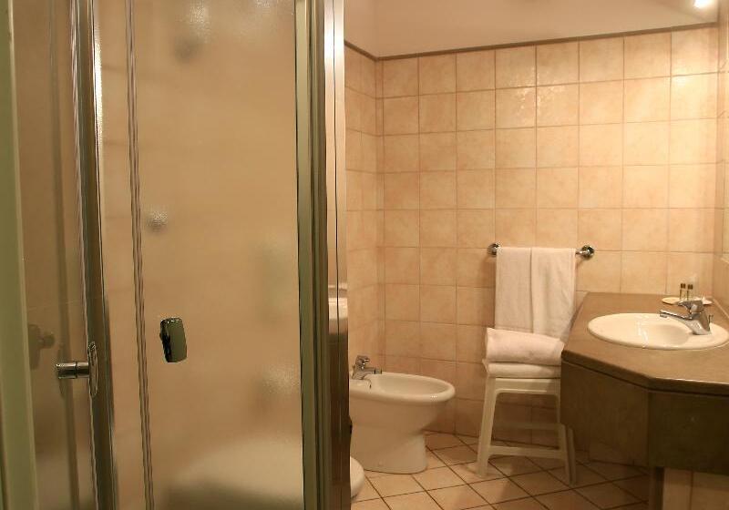 اتاق استاندارد, Le Colline