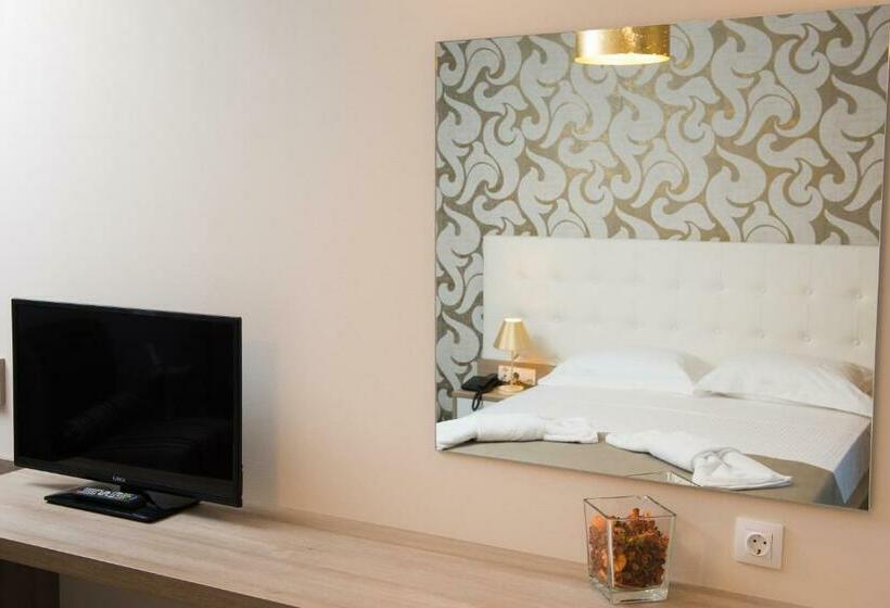 חדר סטנדרט עם מרפסת, Lagaria