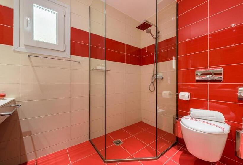 חדר סטנדרט עם מרפסת, Lagaria