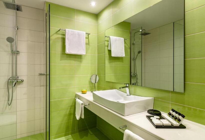 חדר סטנדרט לשלושה עם מרפסת, Lagaria