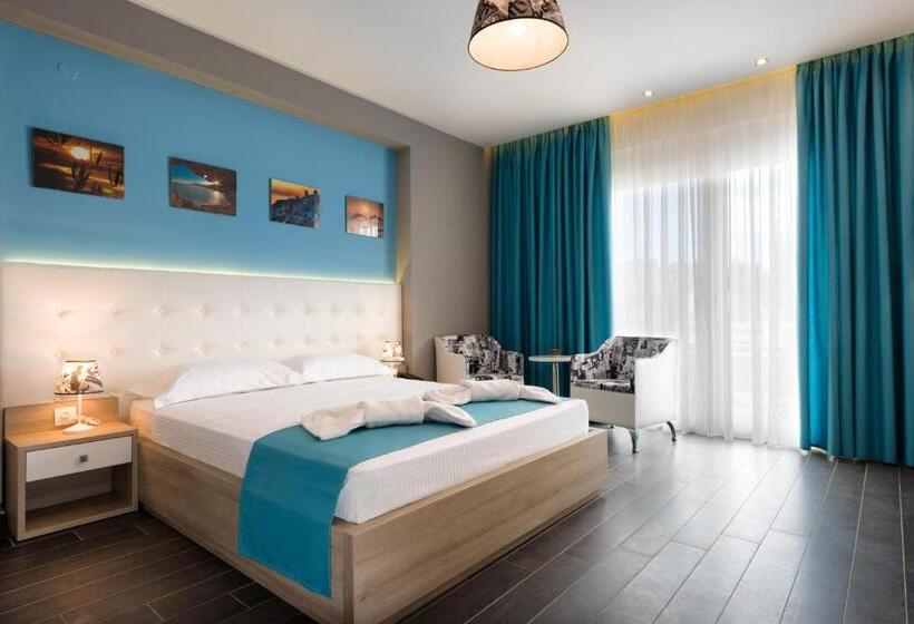 חדר סופריור עם מרפסת, Lagaria