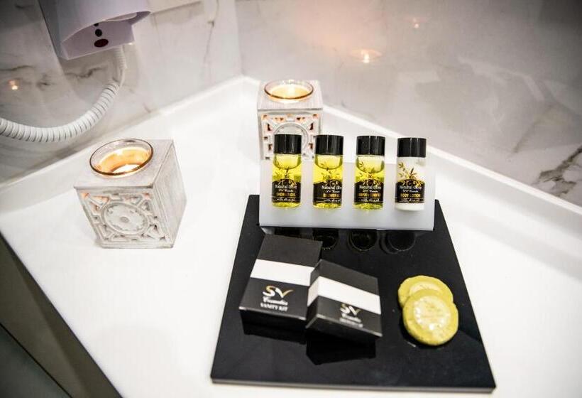 חדר לארבעה סטנדרטי עם מרפסת, Lagaria