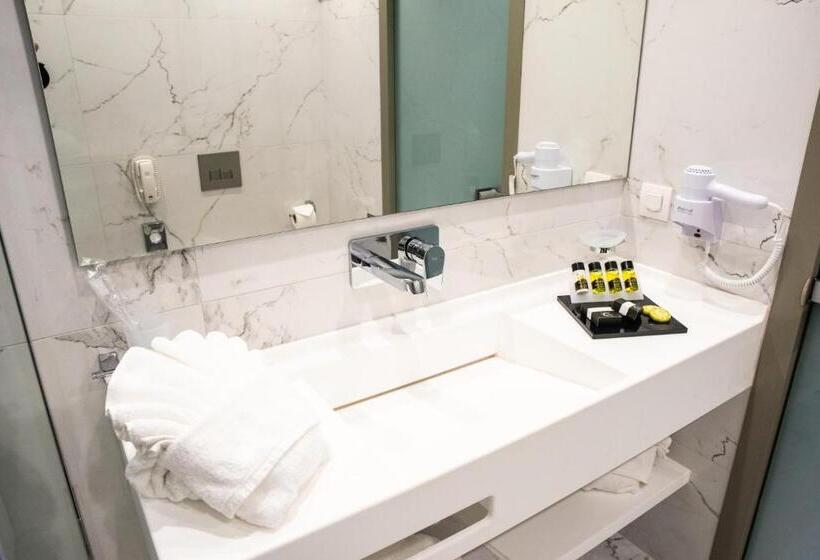 סוויטה דלוקס, Lagaria