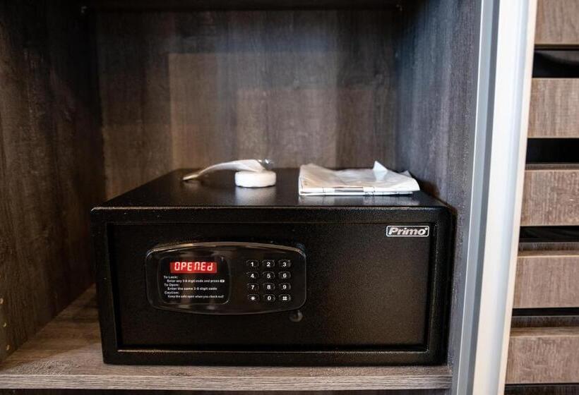 סוויטה דלוקס, Lagaria