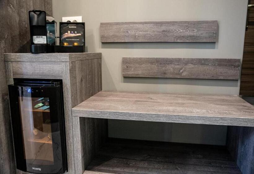 סוויטה דלוקס, Lagaria