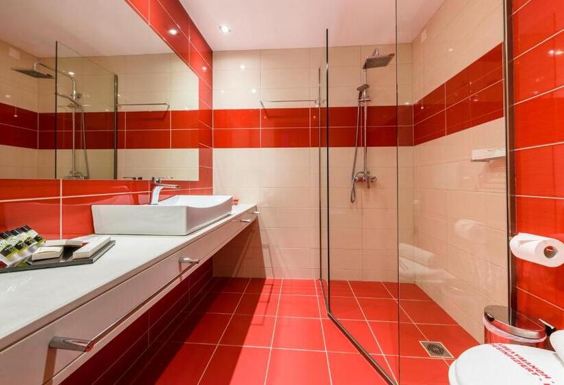 חדר סופריור עם מרפסת, Lagaria