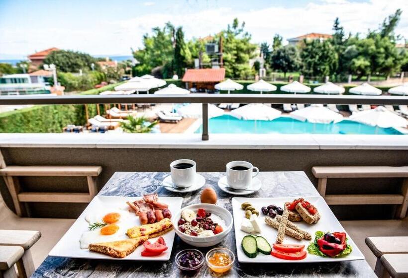 חדר לארבעה סטנדרטי עם מרפסת, Lagaria