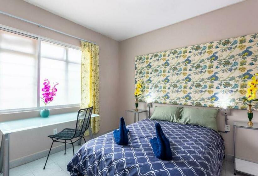 Quarto Estandar, Hostel St Llorenc