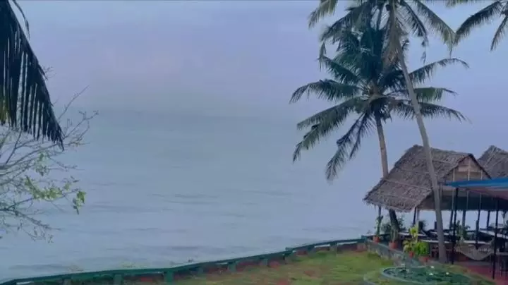 اتاق لوکس با چشم‌انداز دریا, Seashore Beach Resort Varkala