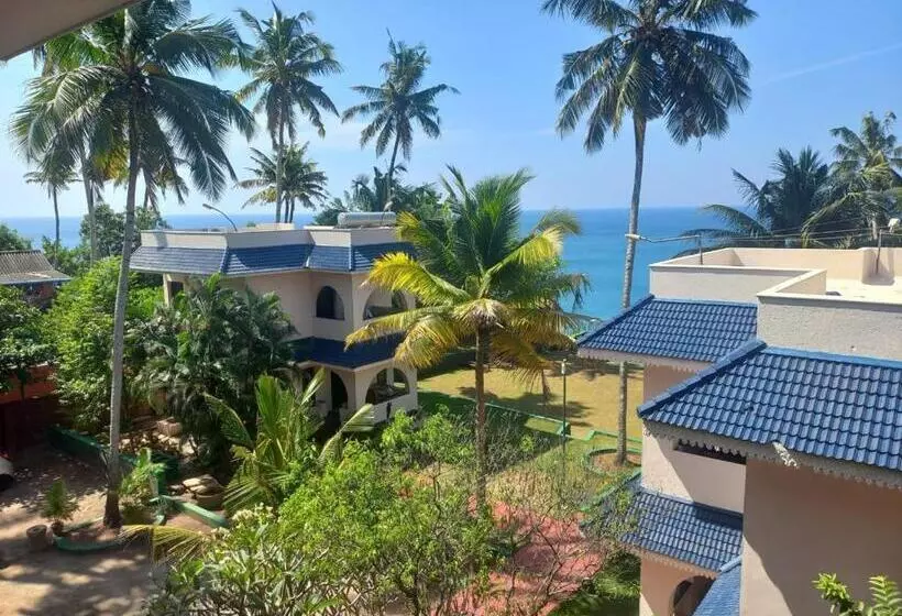 اتاق استاندارد با بالکن و چشم‌انداز دریا, Seashore Beach Resort Varkala