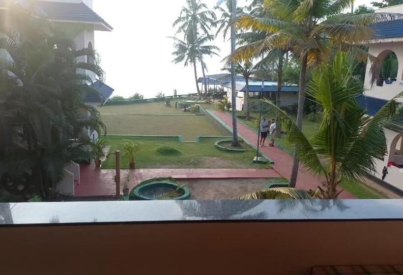 Номер Стандарт Вид на Море с Балконом, Seashore Beach Resort Varkala