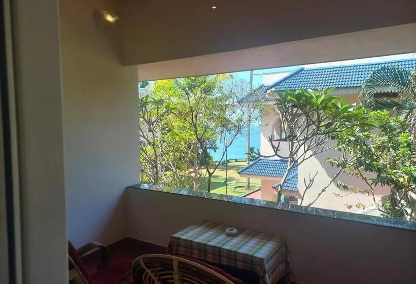 اتاق استاندارد با بالکن, Seashore Beach Resort Varkala