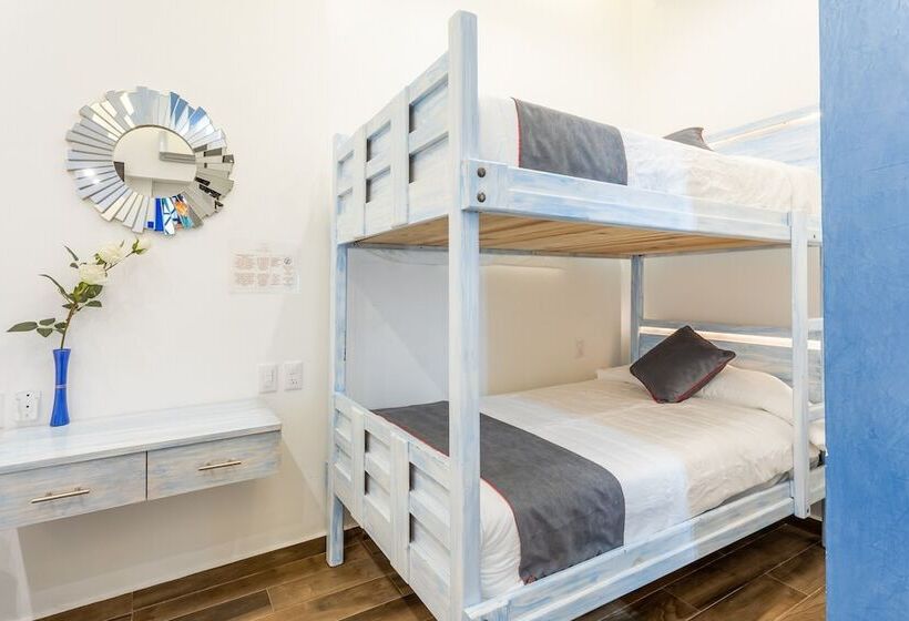 اتاق استاندارد سه نفره, Casa Dos Lunas