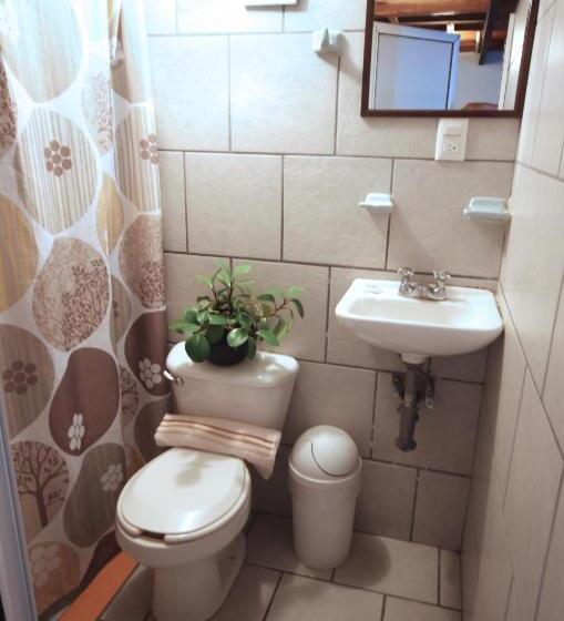 Chambre Familiale, Del Refugio
