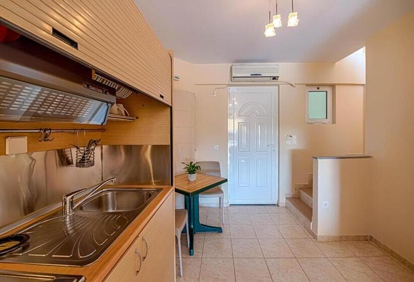 Апартаменты 2 Спальни, Anilio Plaza