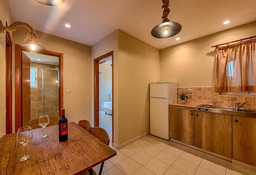 Люкс Вид на Горы, Anilio Plaza