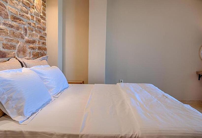 Люкс Вид на Море, Anilio Plaza