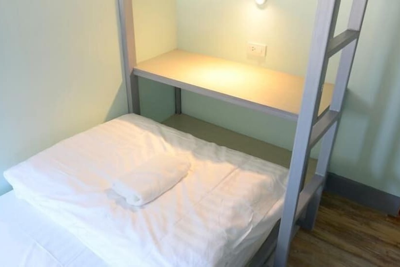 Quarto Estandar Banheiro Compartilhado, Good Day Hostel