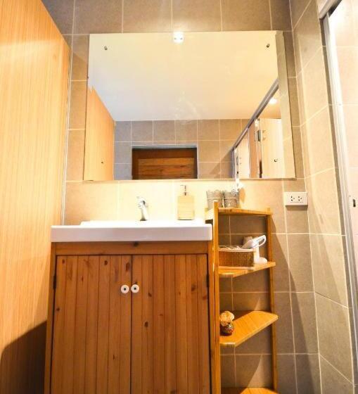 Quarto Estandar Banheiro Compartilhado, Good Day Hostel