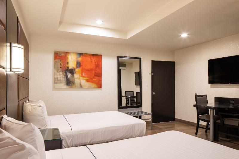 חדר קומפורט, Astor Tijuana