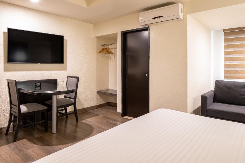 חדר קומפורט, Astor Tijuana