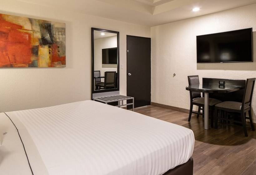 חדר קומפורט, Astor Tijuana