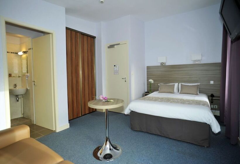 标准三人间, Atlantic