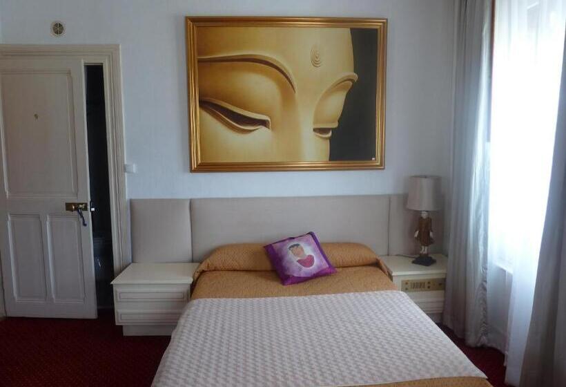 Номер Стандарт Индивидуальный, Castel De Siam