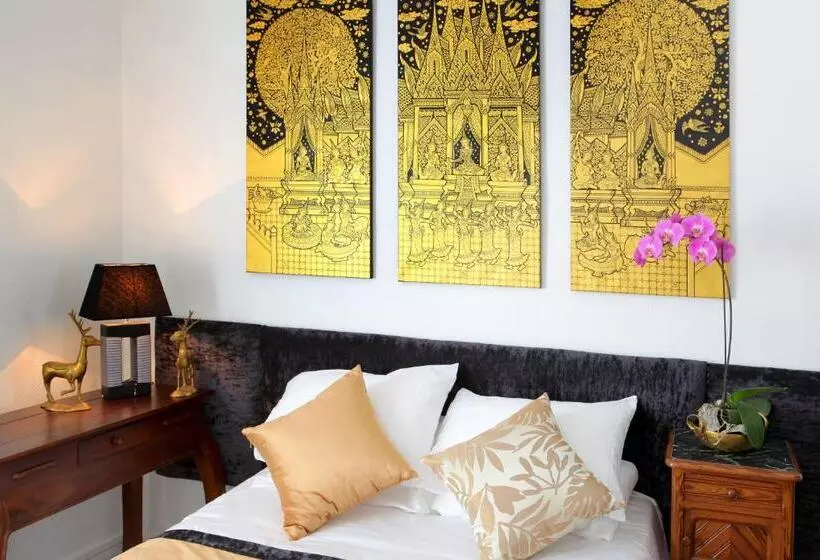 スーペリアールーム, Castel De Siam
