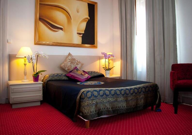 Номер Стандарт, Castel De Siam