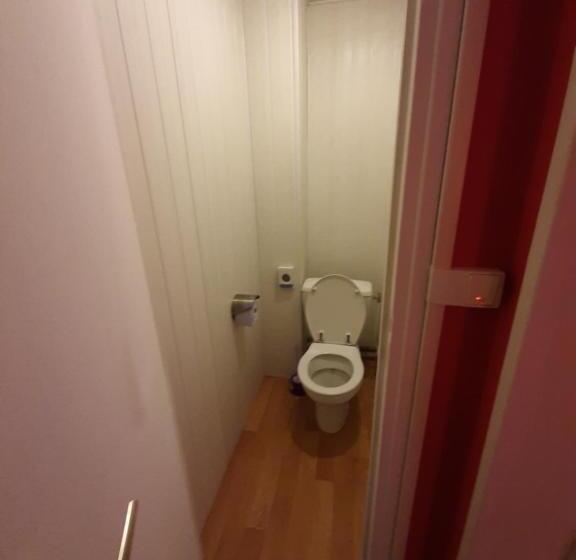 スタンダードルーム, Du Cygne